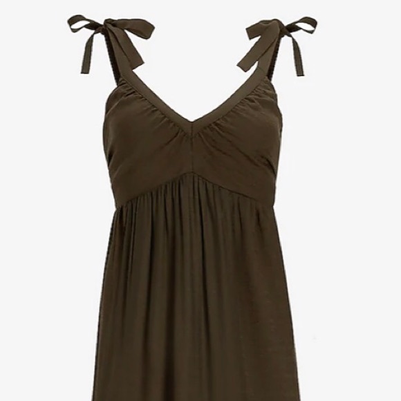 Olive maxi dress - Picture 6 of 9